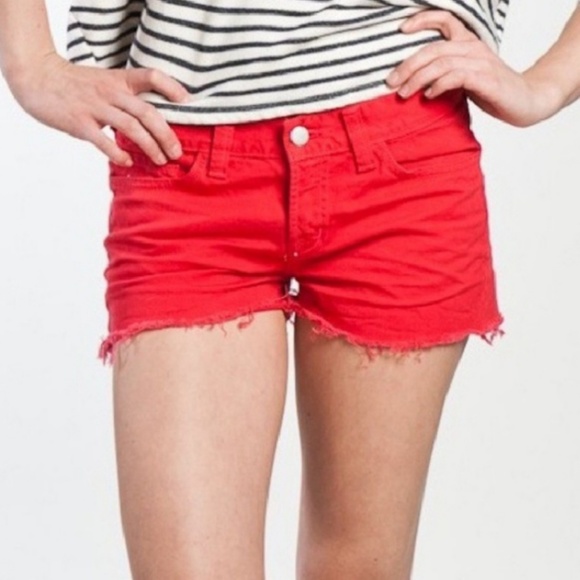 red cut off shorts